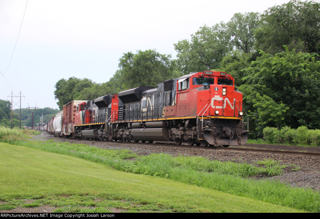 CN 8825 West